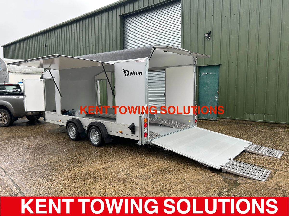 Debon C1000 Enclosed Car Transporter Trailer with 2 x Gull Wing
